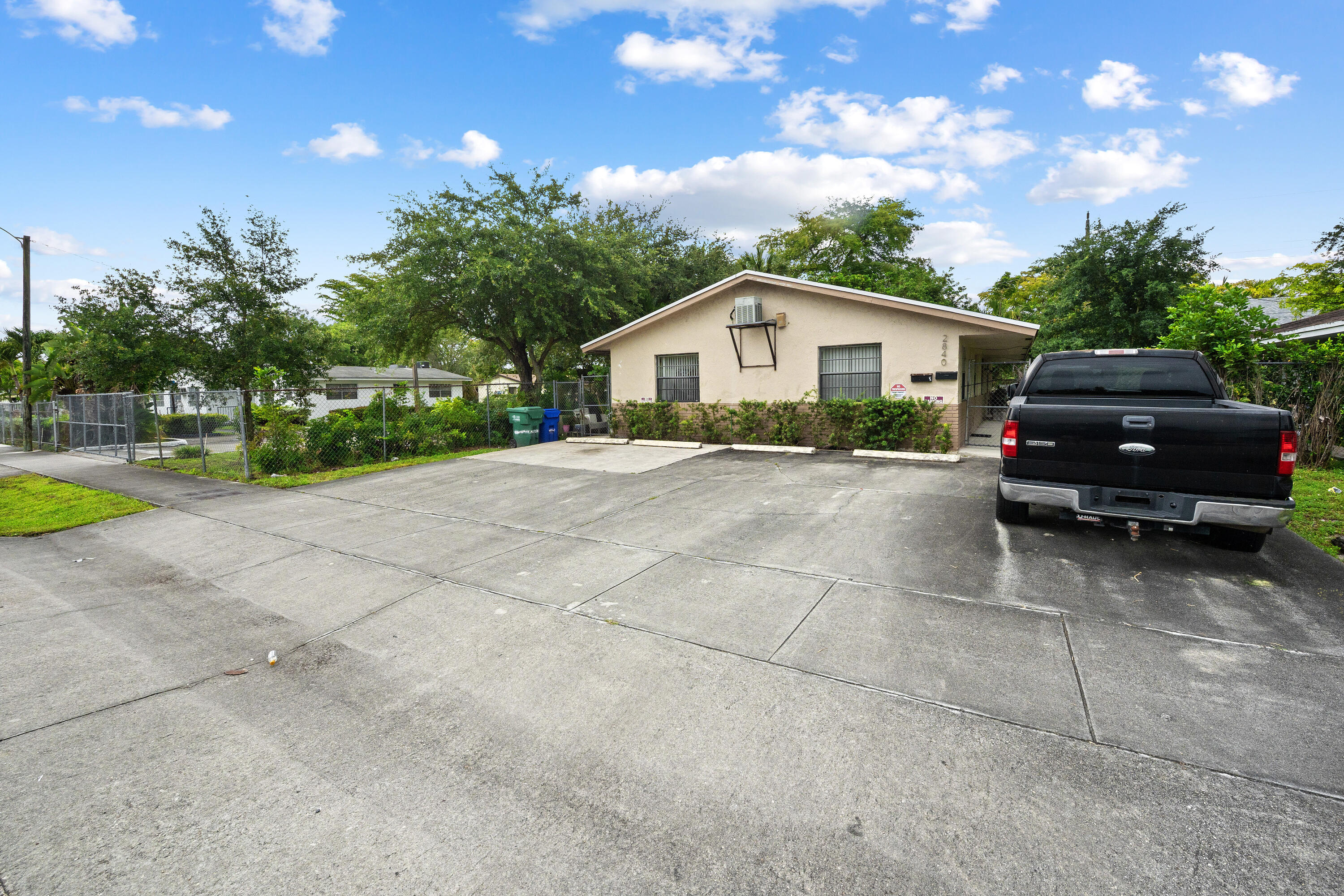 2840 NW 13th Court 1-2