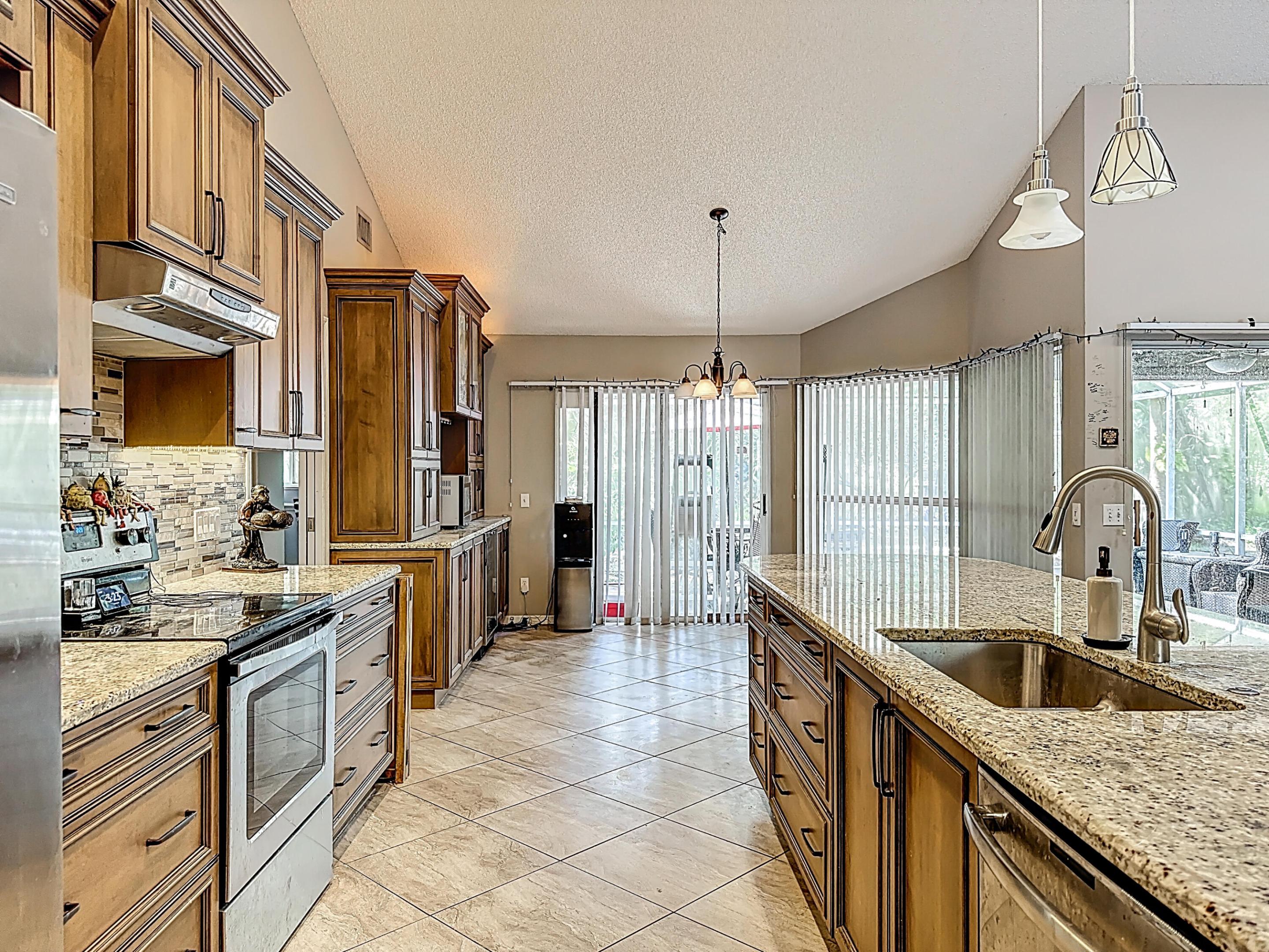 GREYSTONE - Residential