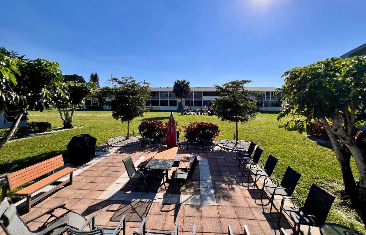 CENTURY VILLAGE - DORCHESTER CONDO - Residential