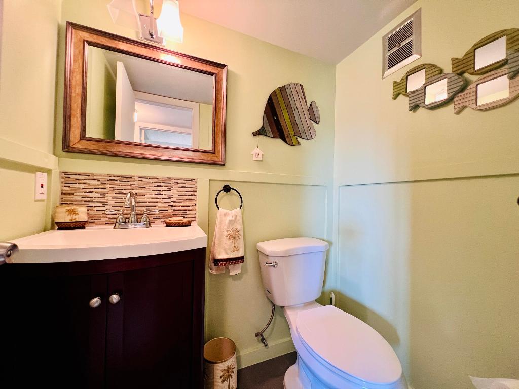 CENTURY VILLAGE - DORCHESTER CONDO - Residential