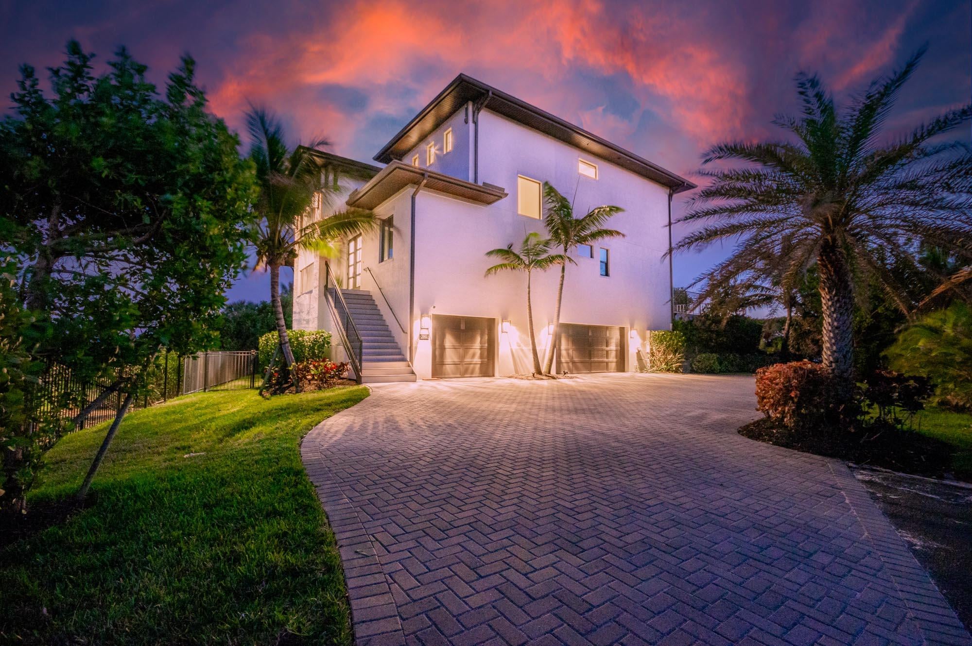 7683 Pelican Pointe Drive