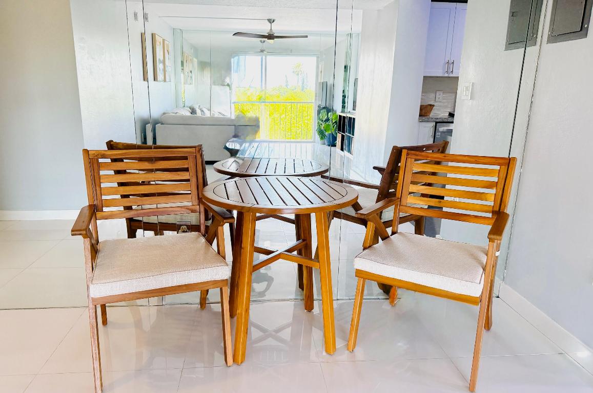 MANORS OF INVERRARY XII - Residential