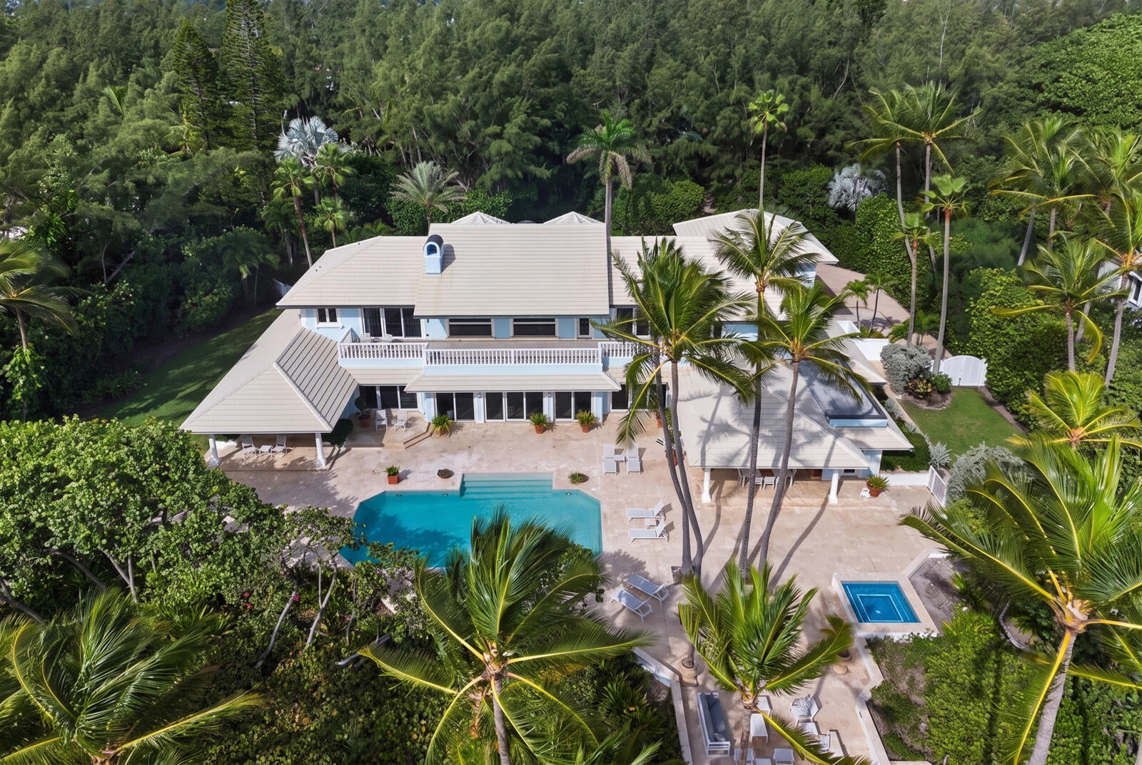 2999 N Ocean Boulevard