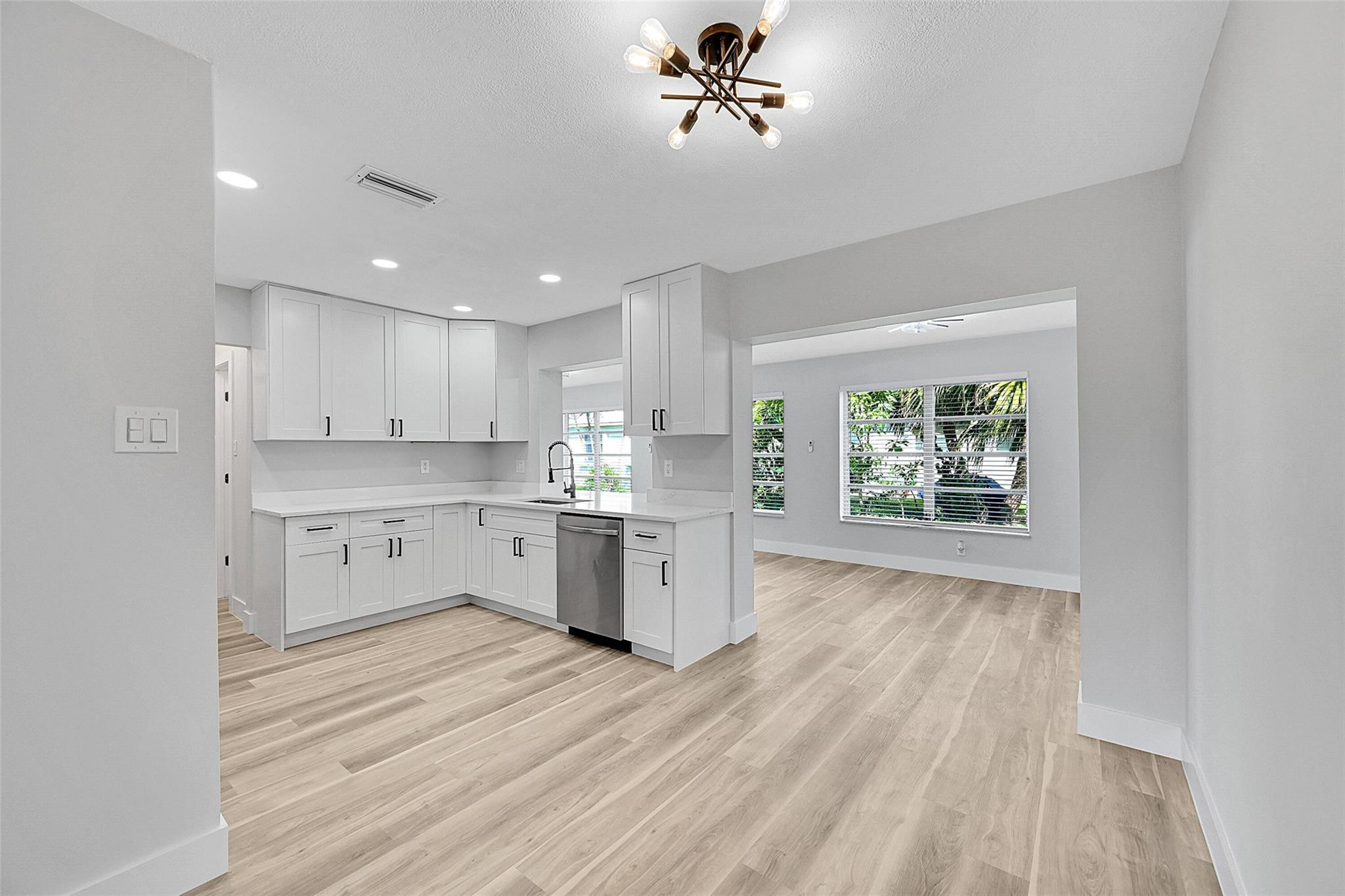 Paradise Gardens Sec 3 72 - Residential