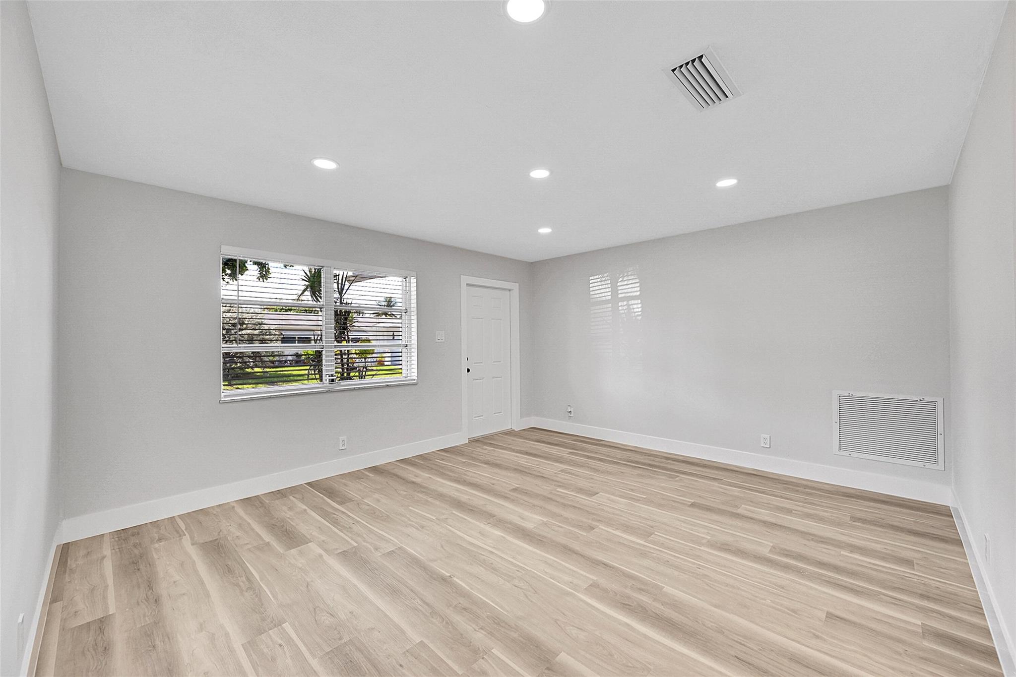 Paradise Gardens Sec 3 72 - Residential
