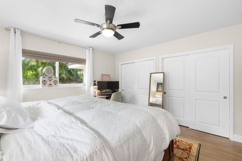 Tiny photo for 2601 NE 27th Way, Fort Lauderdale, FL 33306 (MLS # B26028617)