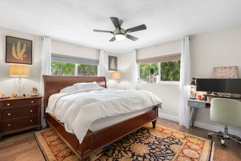 Tiny photo for 2601 NE 27th Way, Fort Lauderdale, FL 33306 (MLS # B26028617)