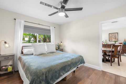Tiny photo for 2601 NE 27th Way, Fort Lauderdale, FL 33306 (MLS # B26028617)