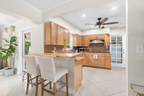 Tiny photo for 2601 NE 27th Way, Fort Lauderdale, FL 33306 (MLS # B26028617)