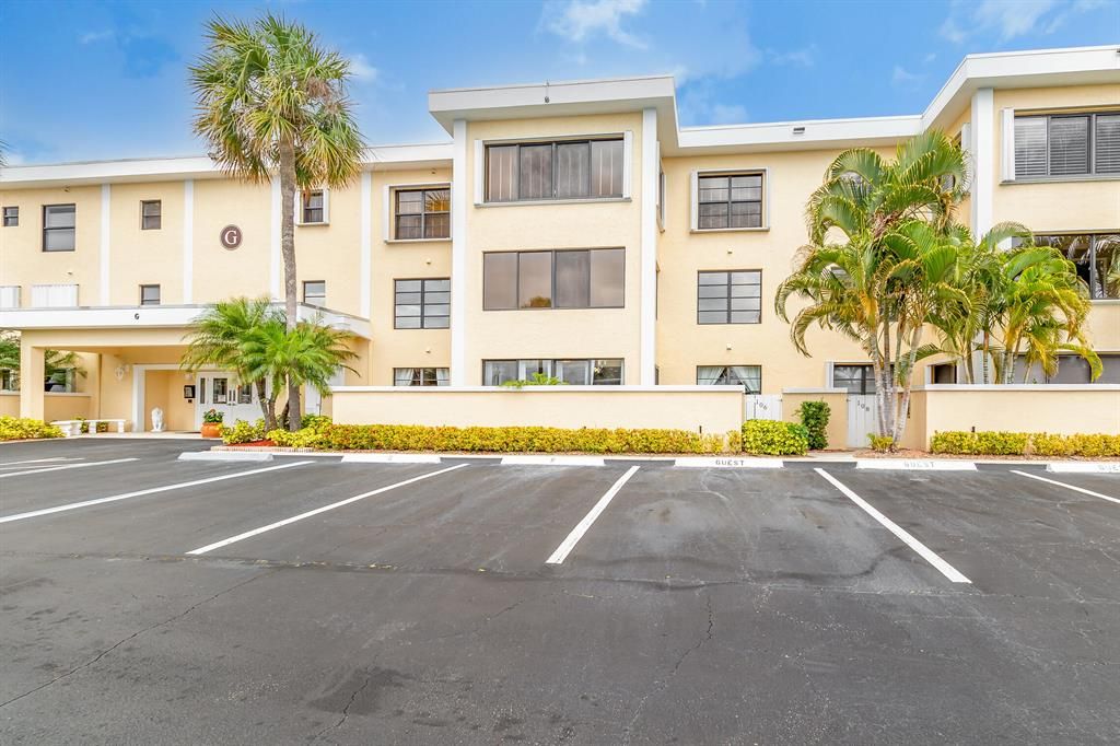 Photo of 300 N Highway A1a #106g, Jupiter, FL 33477 (MLS # R10700482)