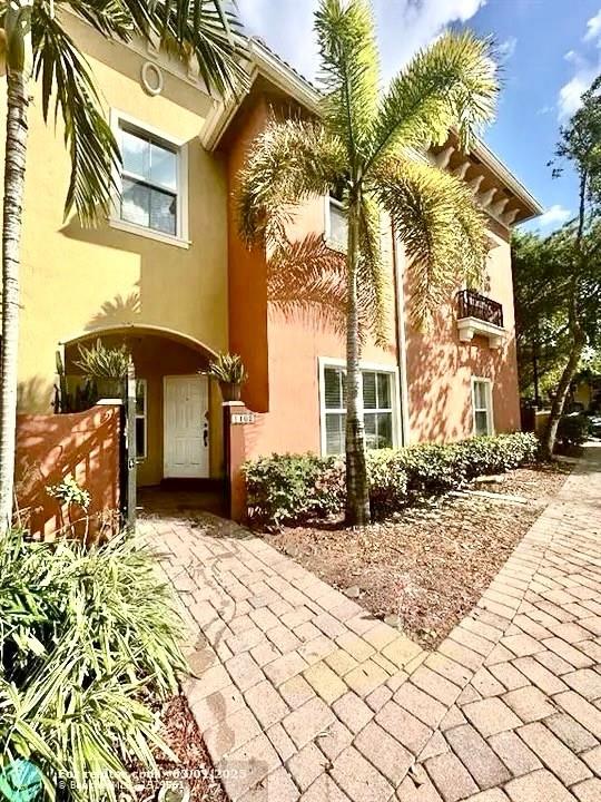*ONLY ASKING FIRST AND SECURITY!* Gorgeous, mint condition 3/2.5 townhome in gated Tuscan Villas ready for occupancy! This home was meticulously kept and features neutral paint, newer carpet upstairs, tile downstairs, updated half bath and kitchen, walk in closets, new a/c with infared uv lights, crown molding first floor, high hat lighting, storage shed, ceiling fans, and all impact glass! HOA COMMON AREA DEPOSIT OF $2000 WILL BE PAID BY LANDLORD.