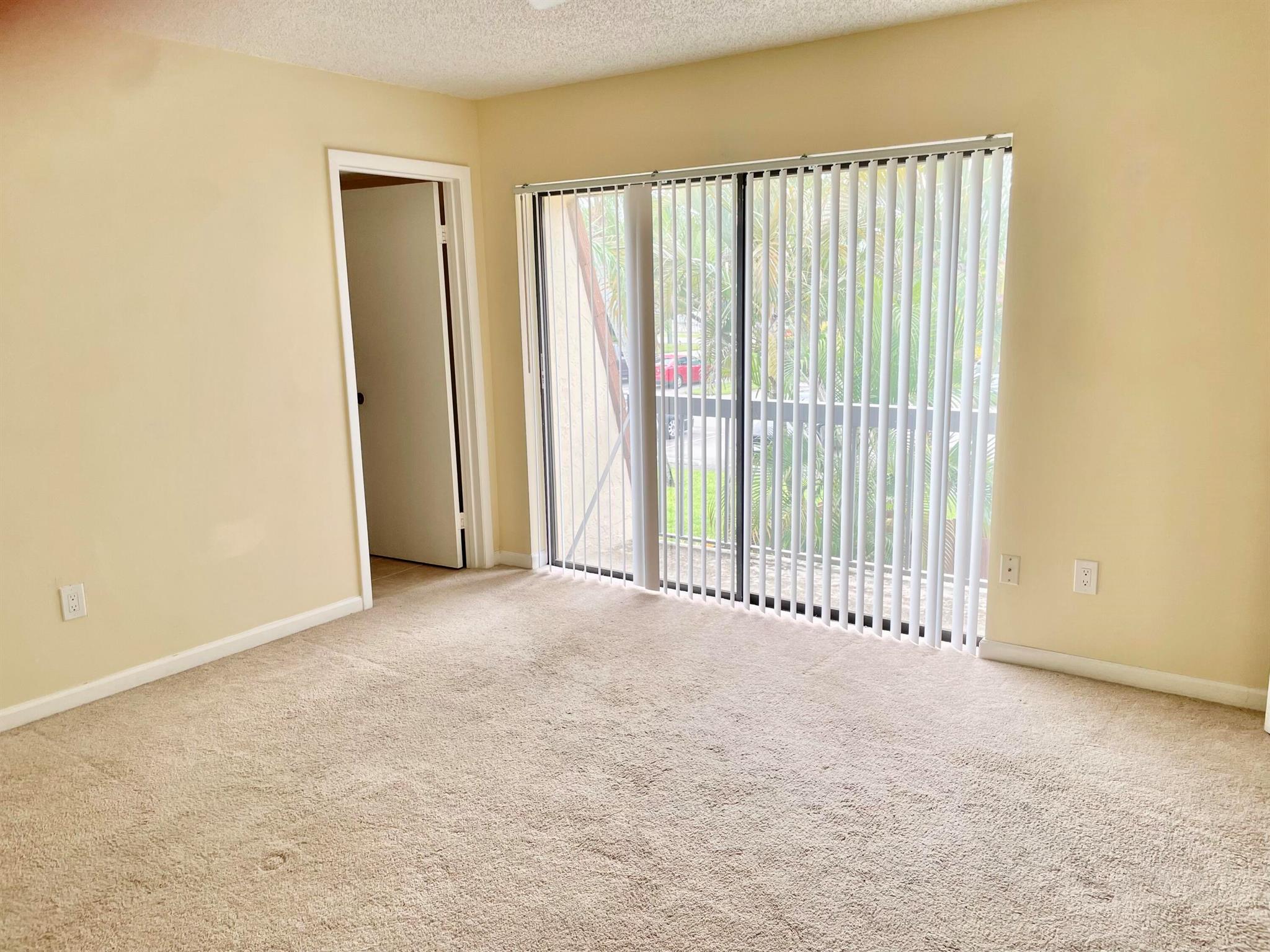 JUPITER PLANTATION FIRST - Residential Lease