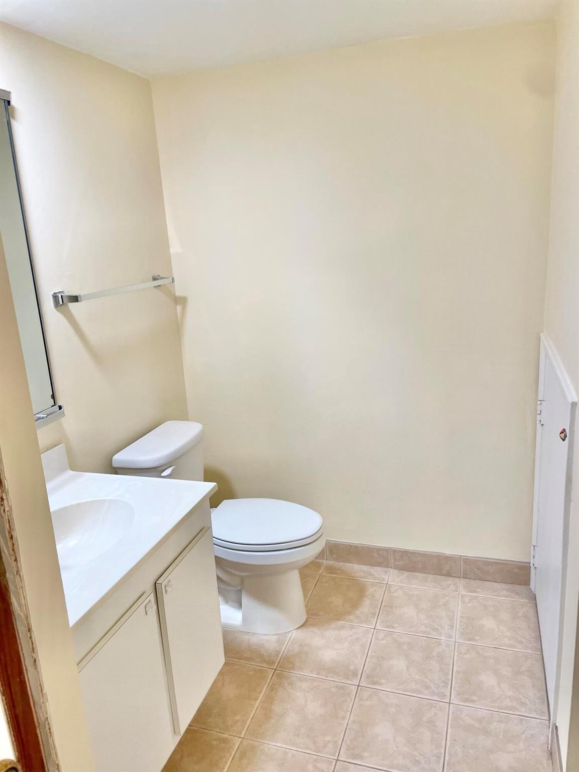 JUPITER PLANTATION FIRST - Residential Lease