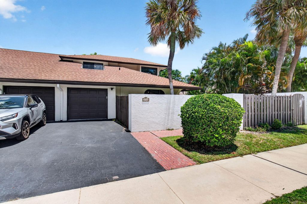 Photo of 2745 SW 6th Street, Delray Beach, FL 33445 (MLS # B26034011)