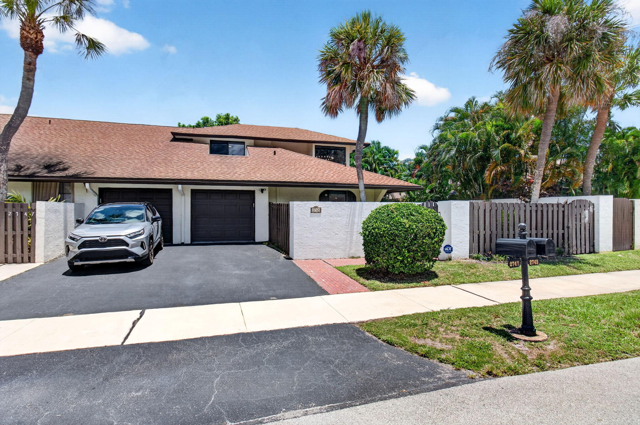 2745 SW 6th Street, Delray Beach, FL, 33445/$550,000 1 2745 SW 6th Street