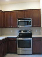 CHARLESTON COMMONS - Residential Lease