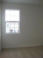 CHARLESTON COMMONS - Residential Lease