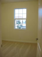 CHARLESTON COMMONS - Residential Lease