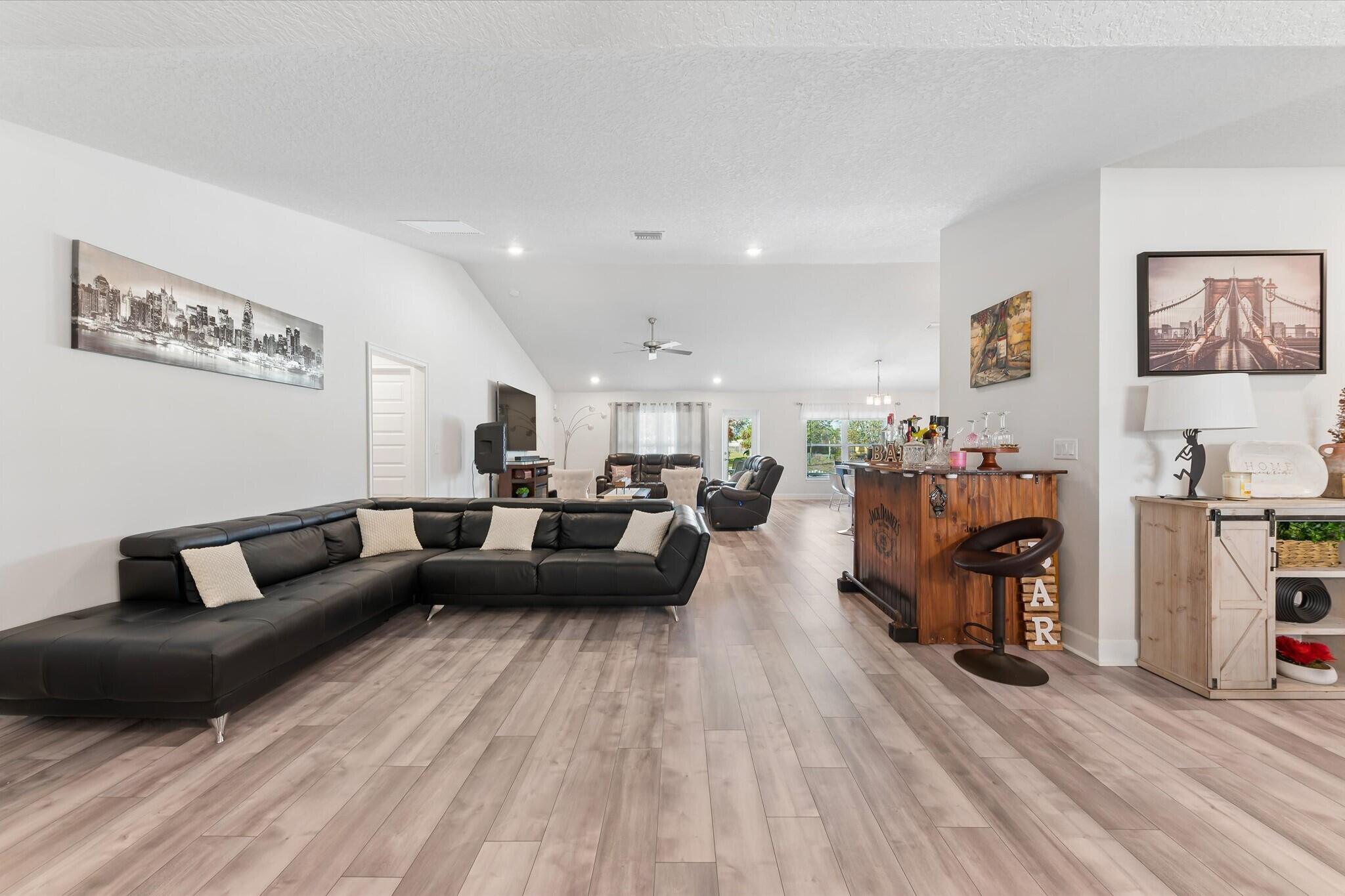 PORT ST LUCIE-SECTION 11 - Residential