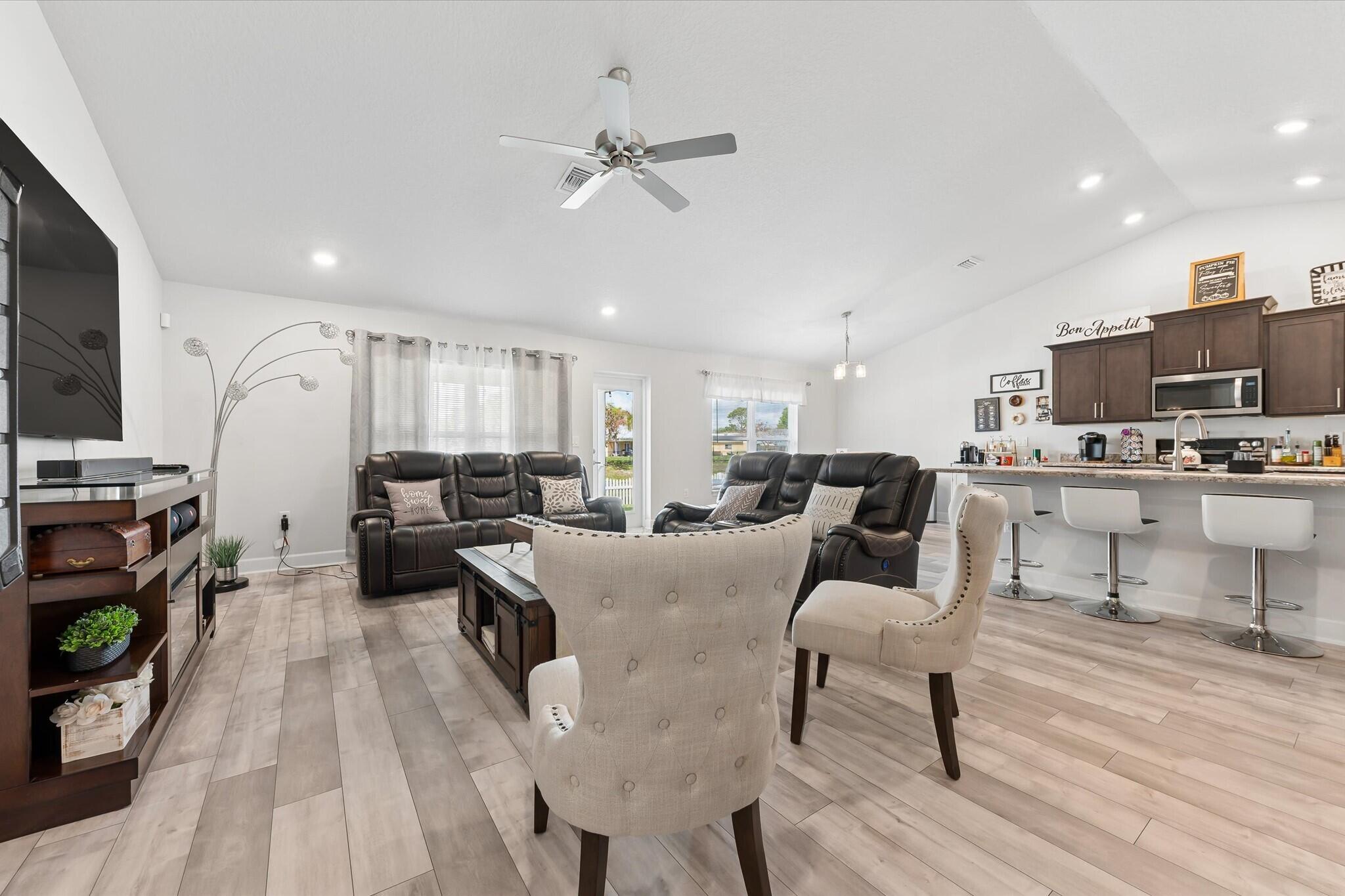 PORT ST LUCIE-SECTION 11 - Residential