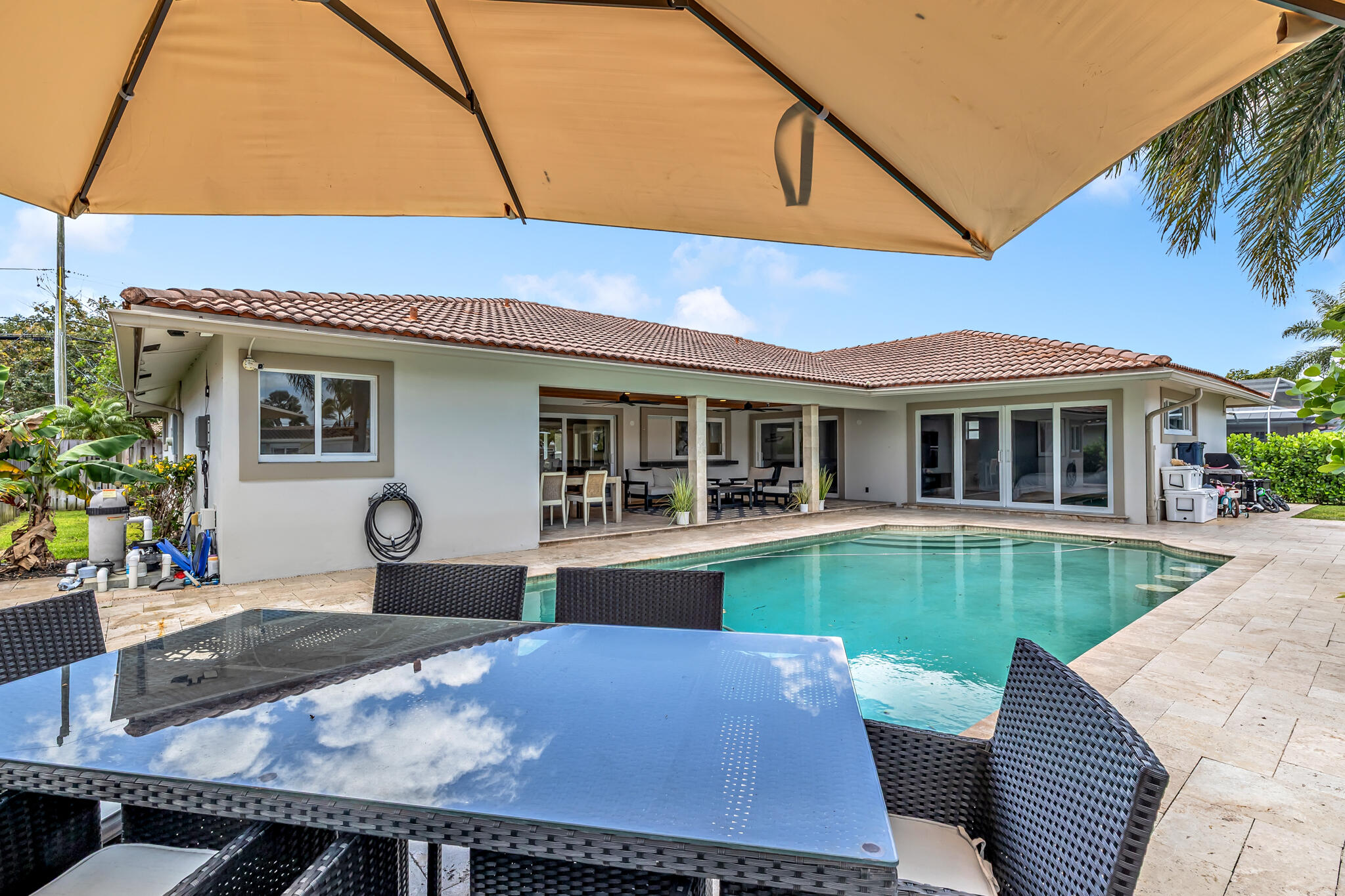 CORAL KEY VILLAS 8TH SEC - Residential Lease