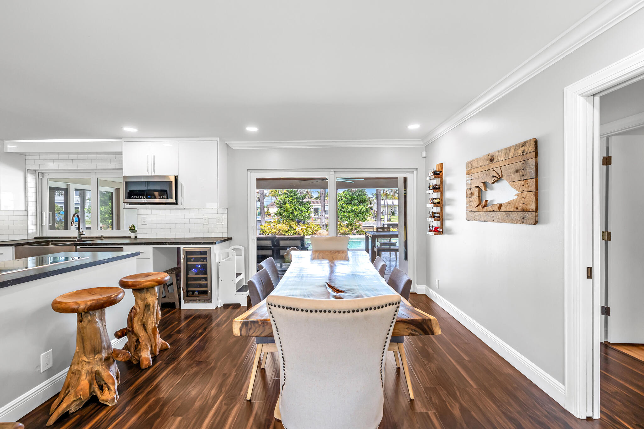 CORAL KEY VILLAS 8TH SEC - Residential Lease
