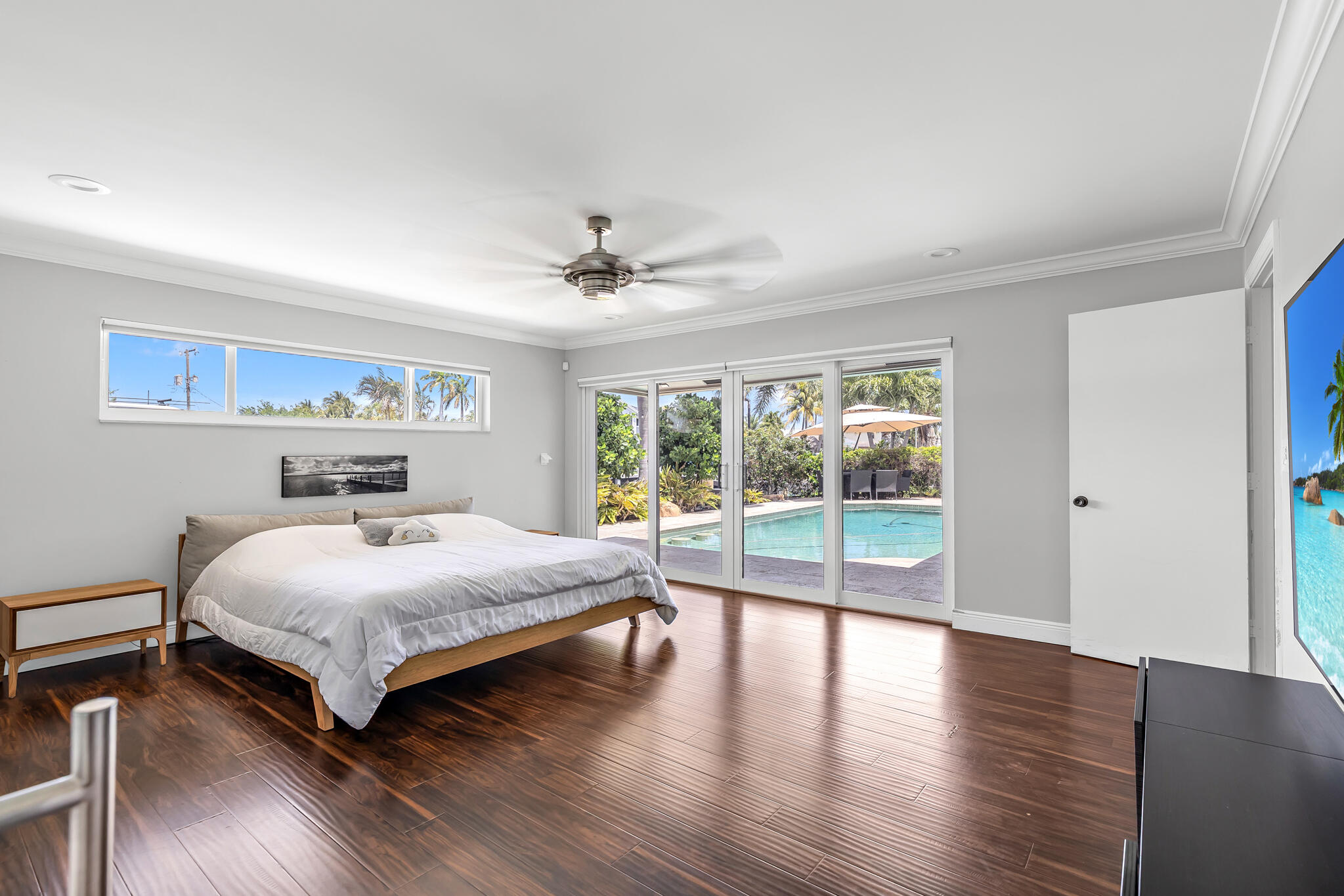 CORAL KEY VILLAS 8TH SEC - Residential Lease