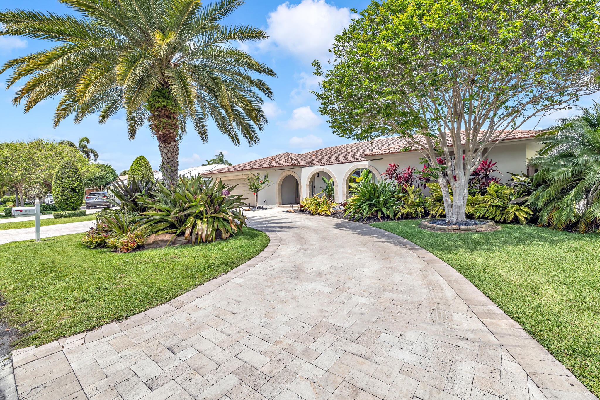 CORAL KEY VILLAS 8TH SEC - Residential Lease
