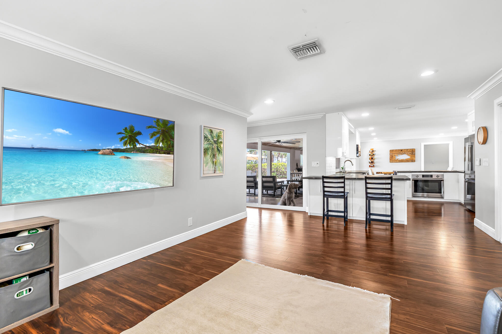 CORAL KEY VILLAS 8TH SEC - Residential Lease