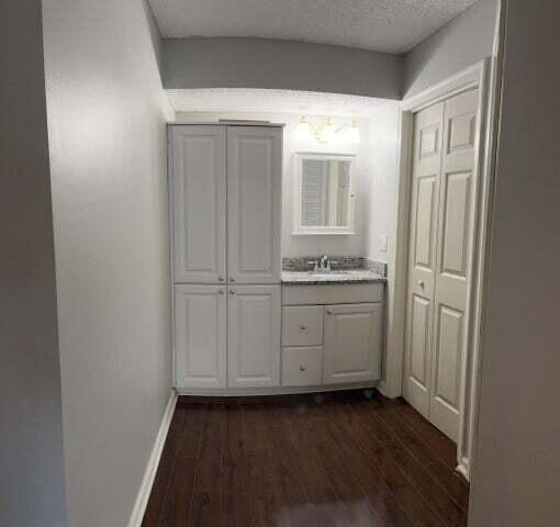 SOUTH LAKE CONDO - Residential Lease