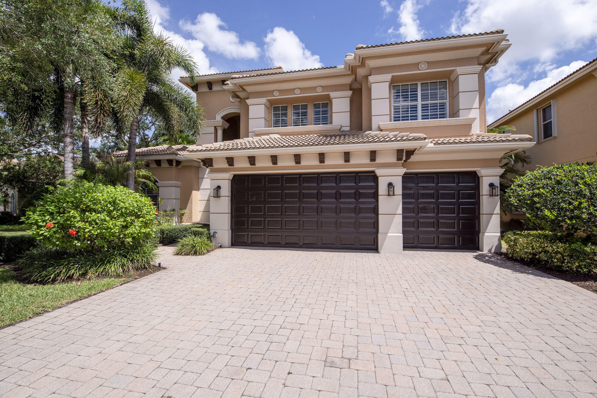 8801 Wellington View Drive