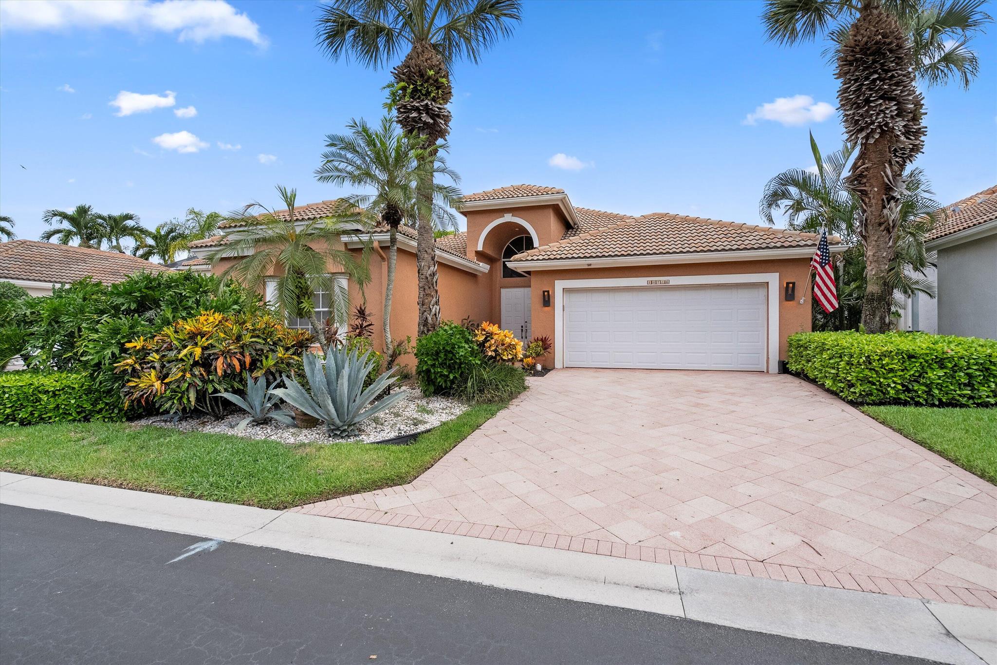 10786 Greenbriar Villa Drive