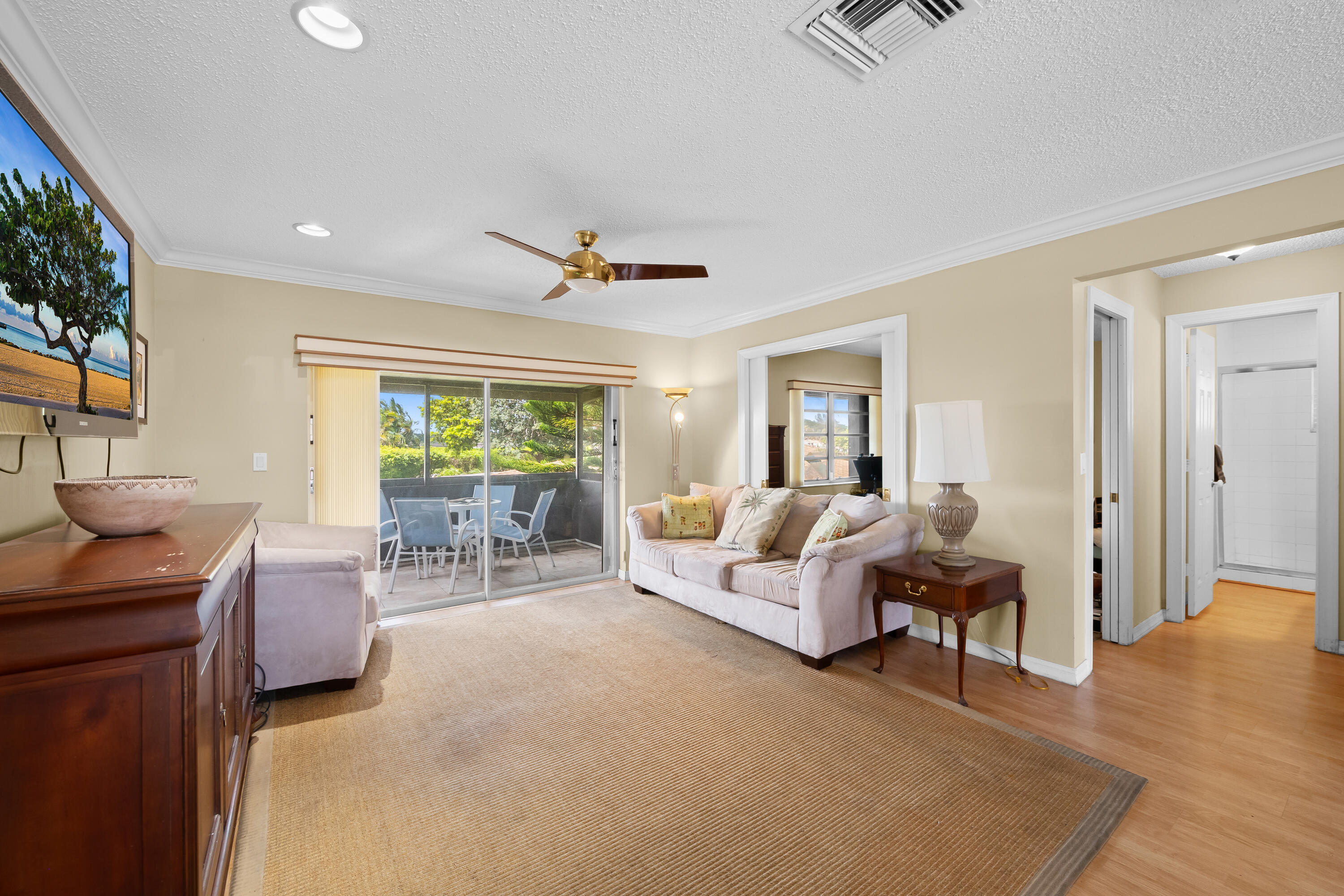 PALM GREENS AT VILLA DEL RAY CONDO II - Residential