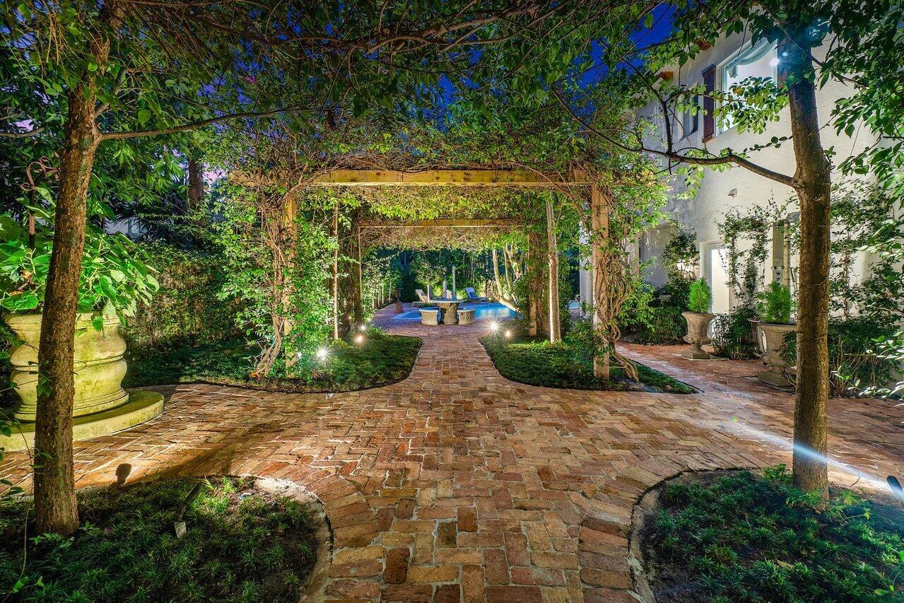 OLD FLORESTA - Residential