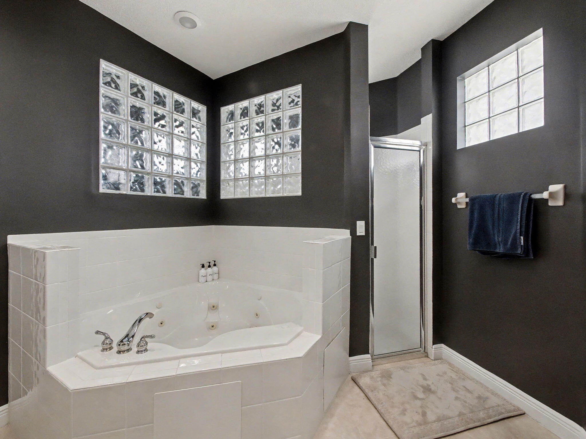 STONEHAVEN PUD - Residential