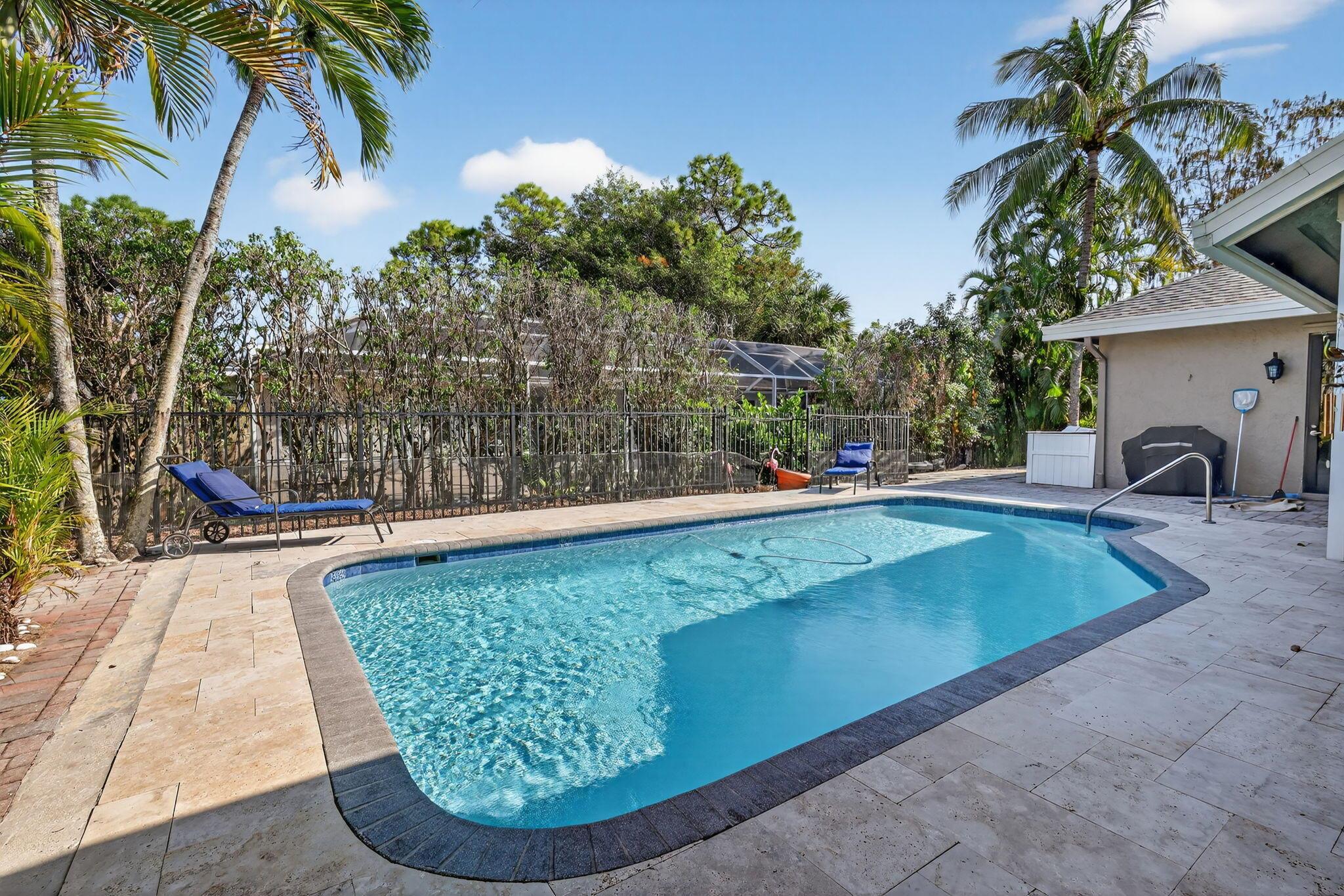 SUGAR POND MANOR OF WELLI - Residential Lease