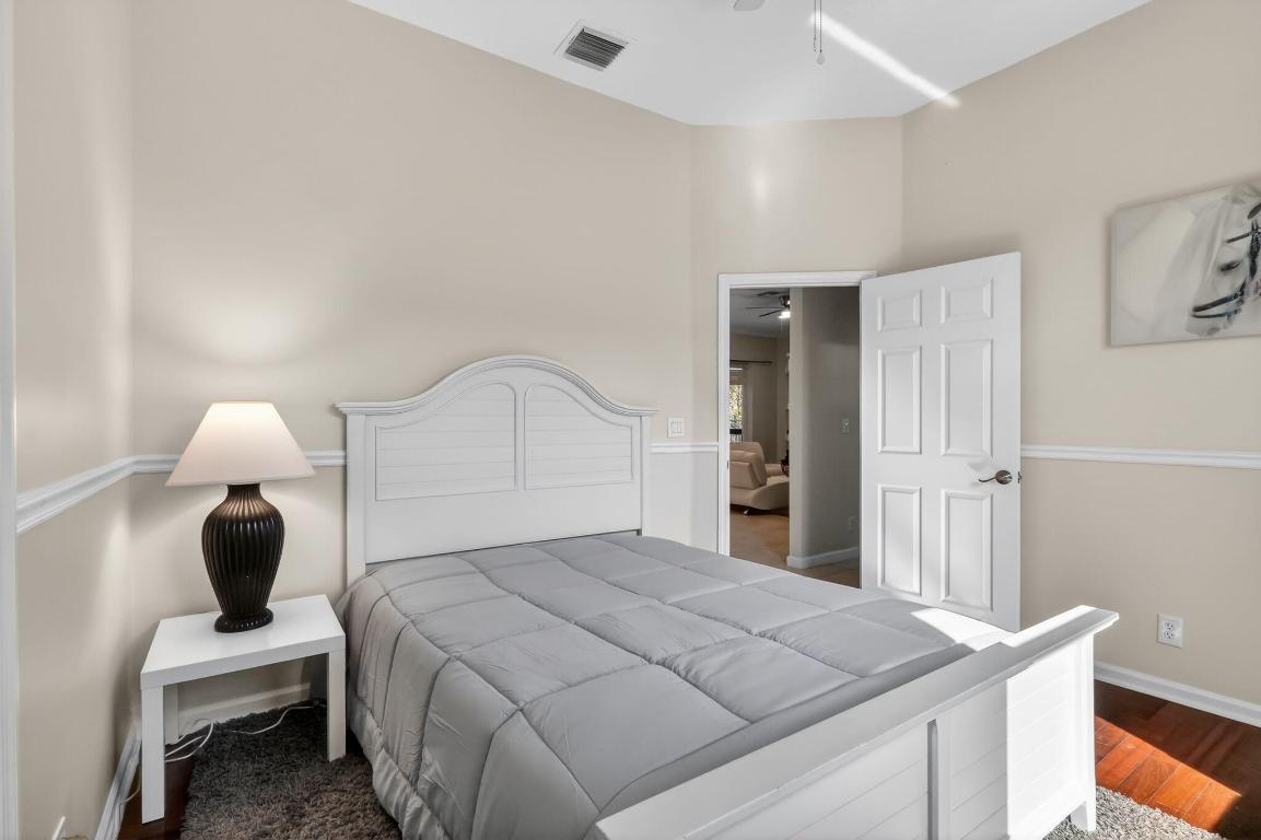 SUGAR POND MANOR OF WELLINGTON - Residential Lease