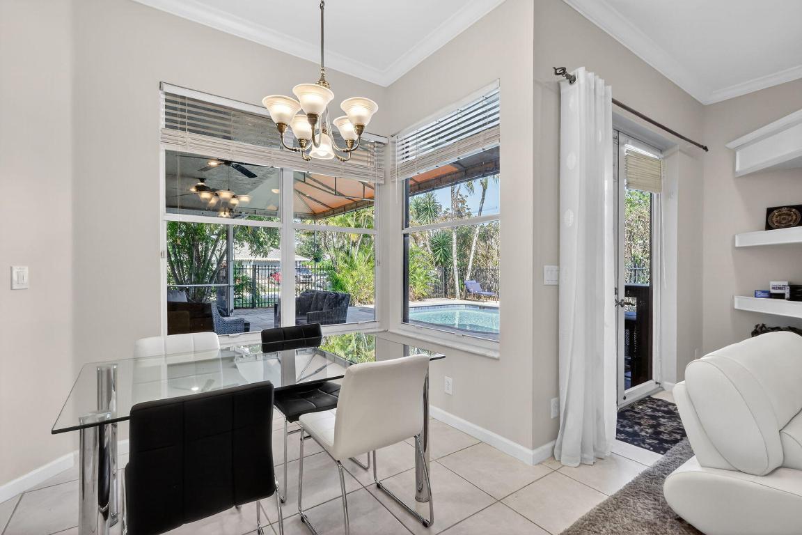 SUGAR POND MANOR OF WELLINGTON - Residential Lease