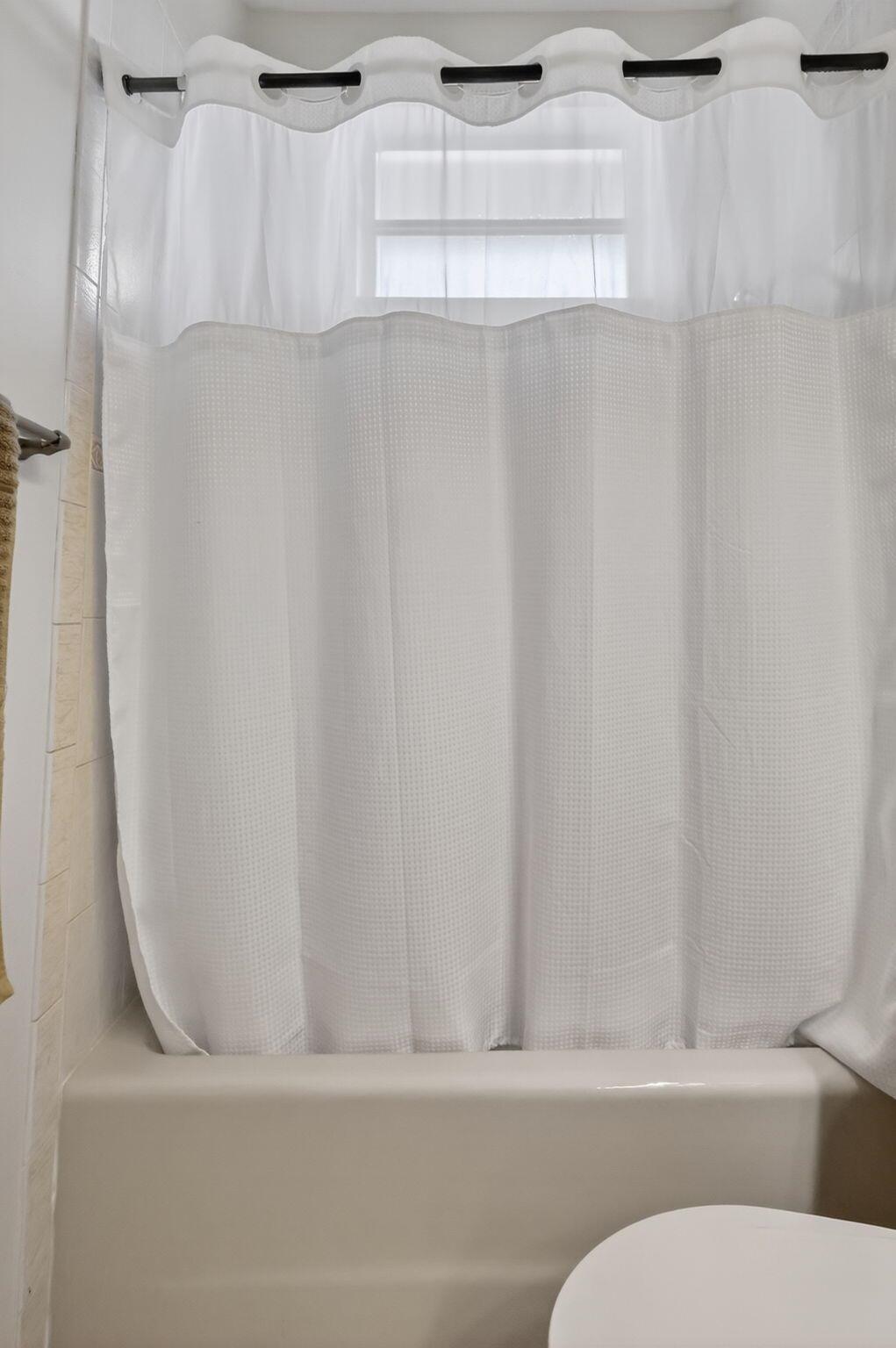 SUGAR POND MANOR OF WELLI - Residential Lease