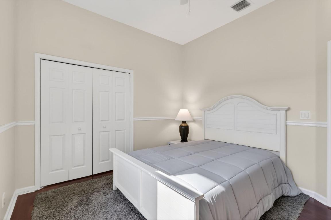 SUGAR POND MANOR OF WELLINGTON - Residential Lease