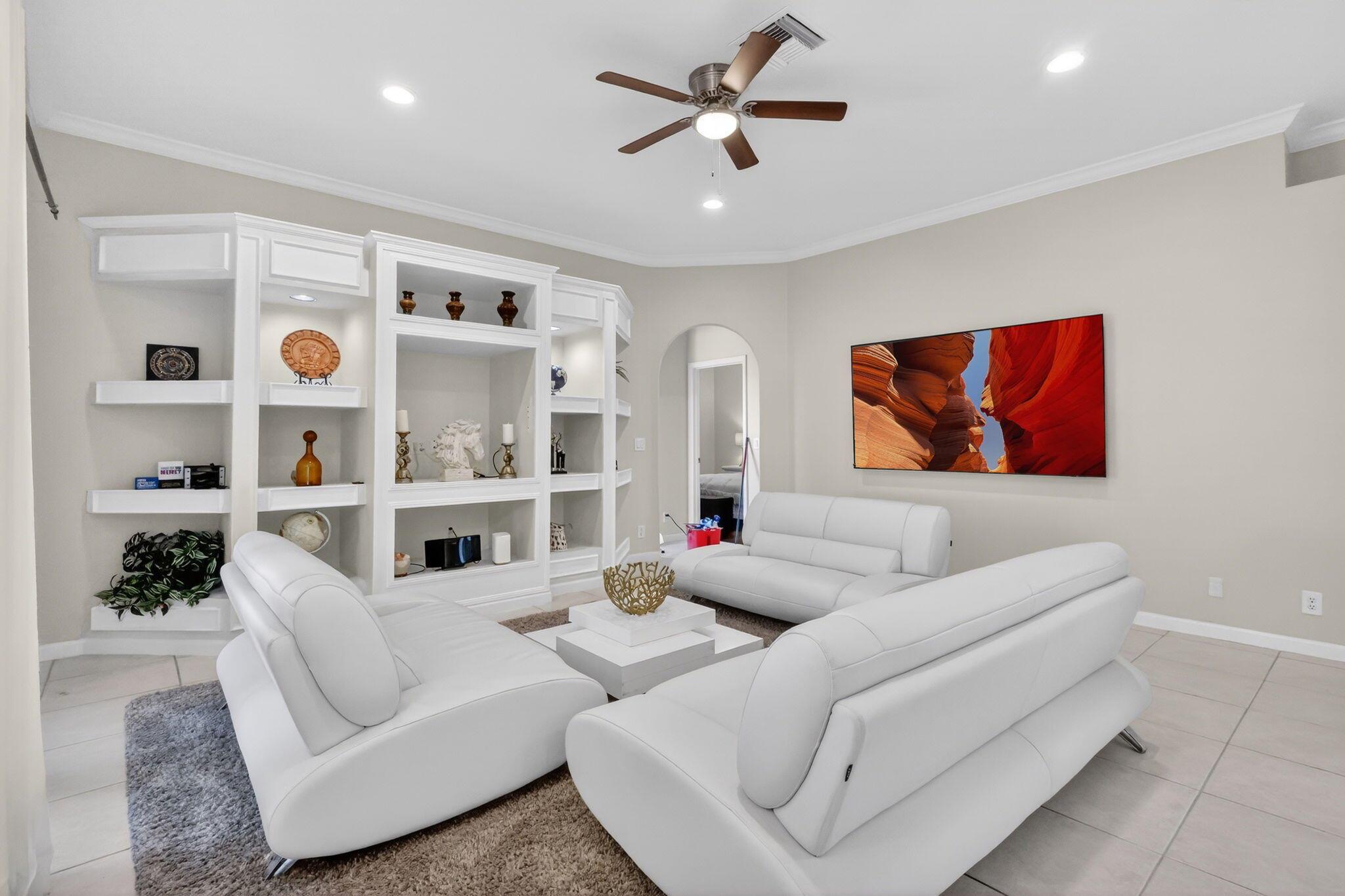 SUGAR POND MANOR OF WELLI - Residential Lease