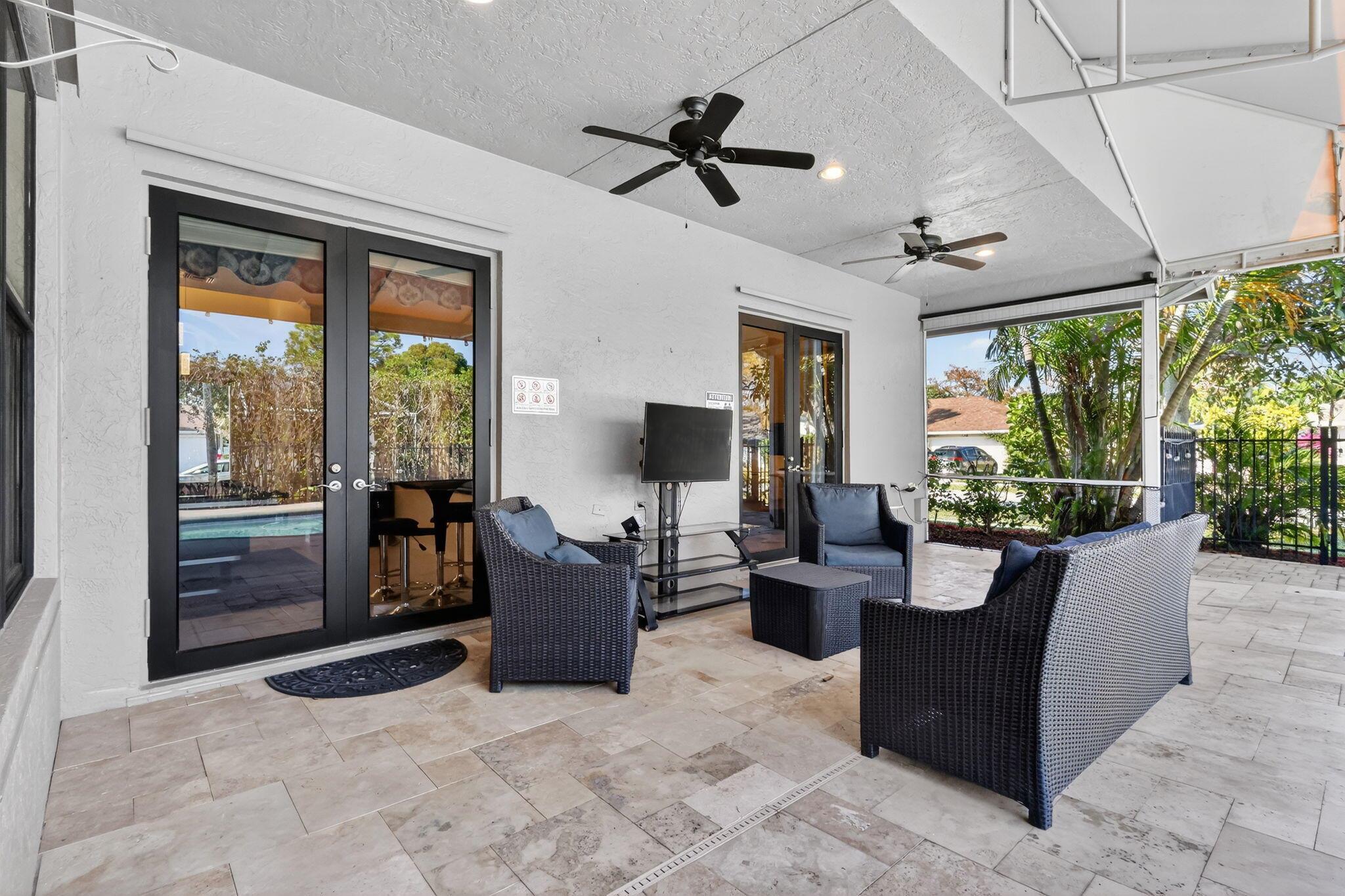 SUGAR POND MANOR OF WELLI - Residential Lease