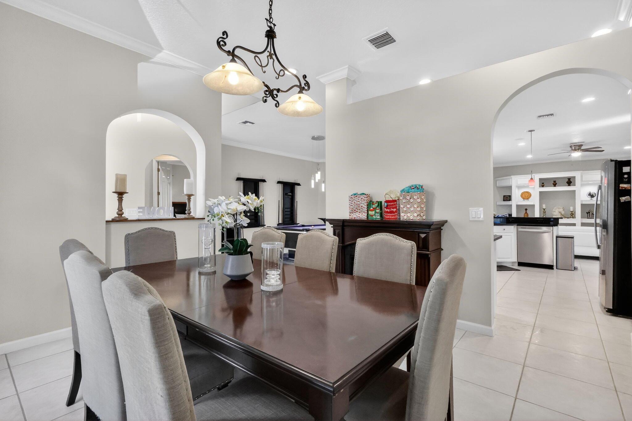 SUGAR POND MANOR OF WELLI - Residential Lease