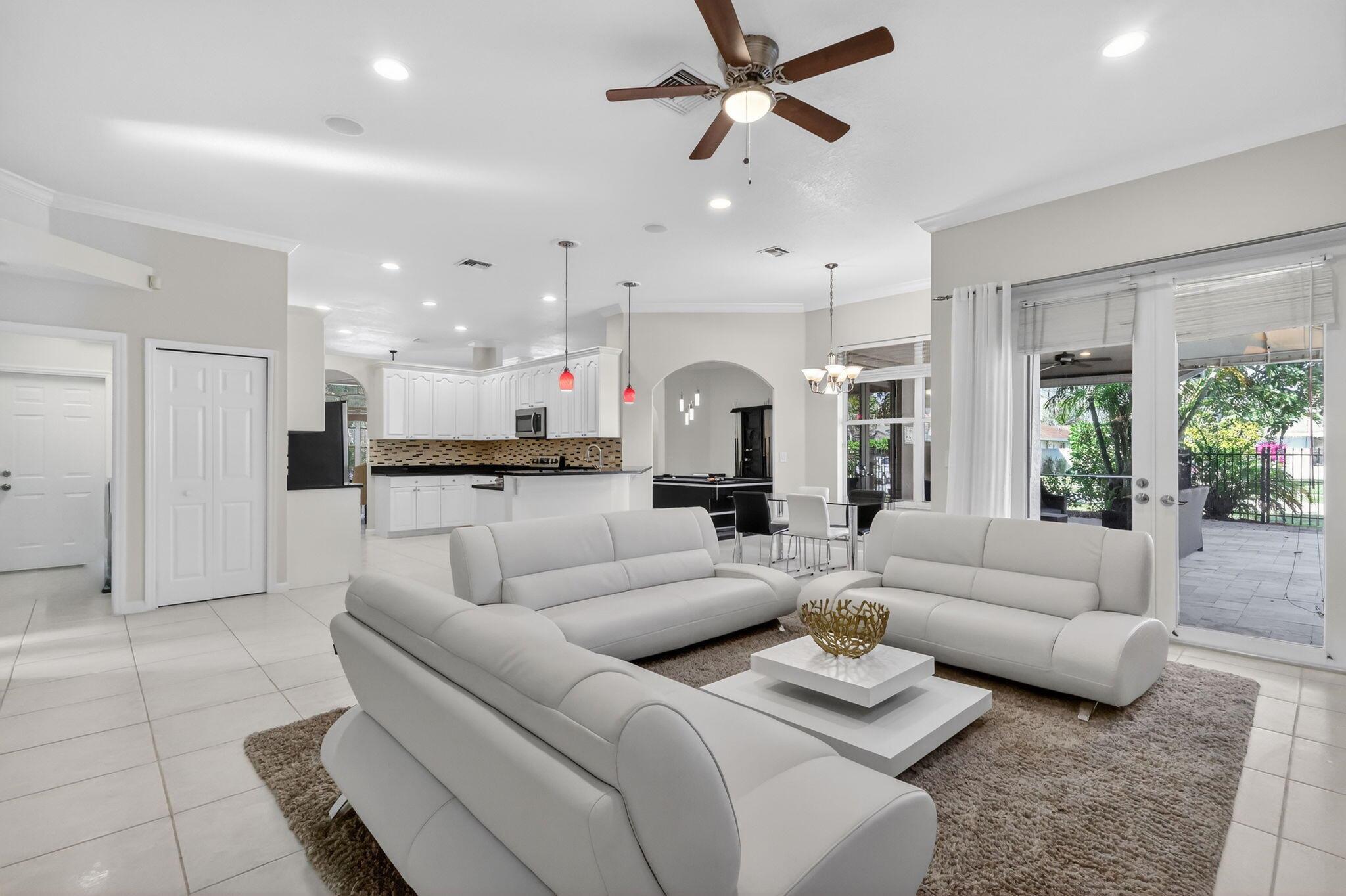 SUGAR POND MANOR OF WELLI - Residential Lease