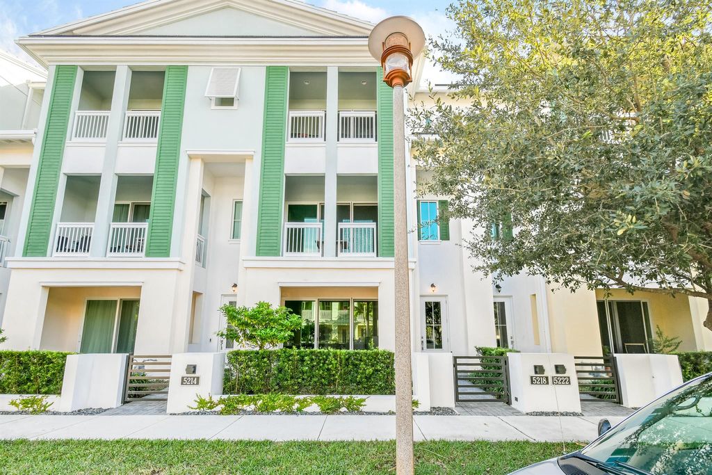 Photo of 5218 Beckman Terrace, Palm Beach Gardens, FL 33418 (MLS # R11026887)