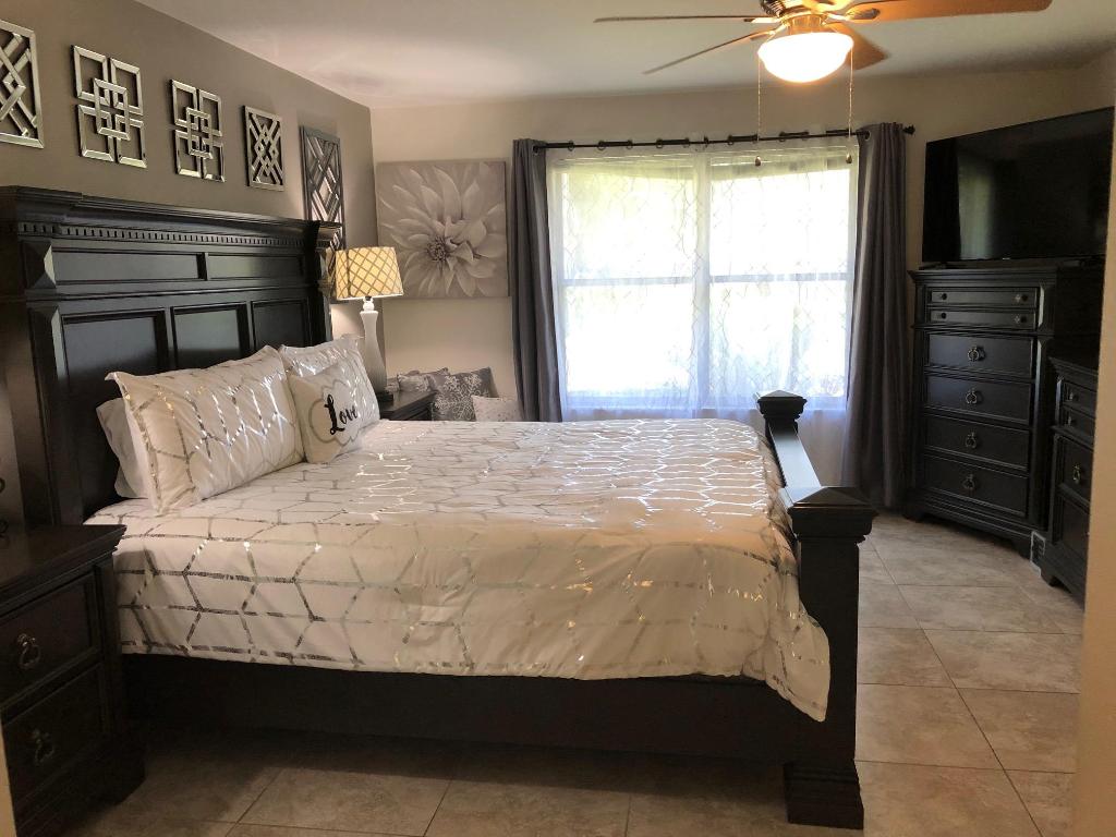 STRATHMORE GATE WEST UNIT 2 - Residential