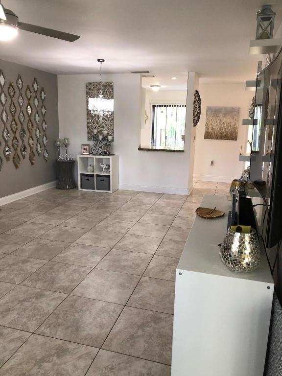 STRATHMORE GATE WEST UNIT 2 - Residential