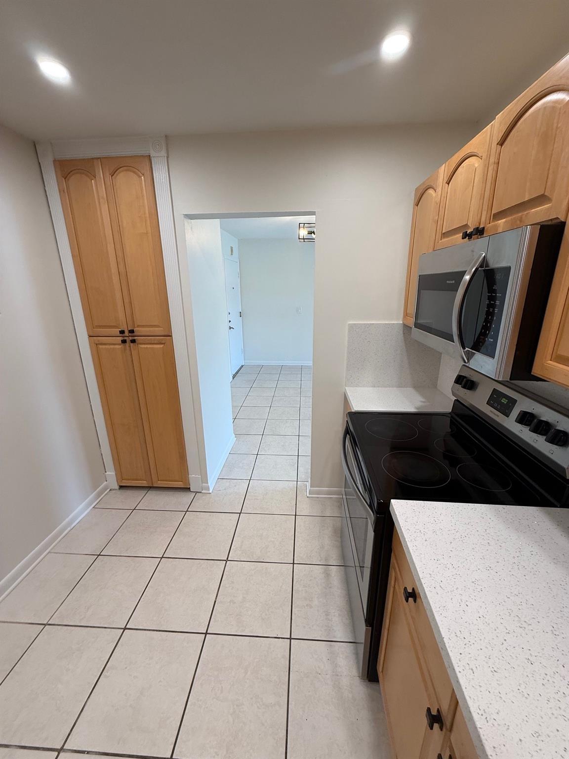 Manor Grove Village One I - Residential Lease