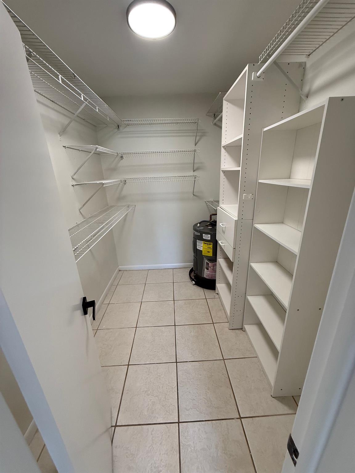 Manor Grove Village One I - Residential Lease