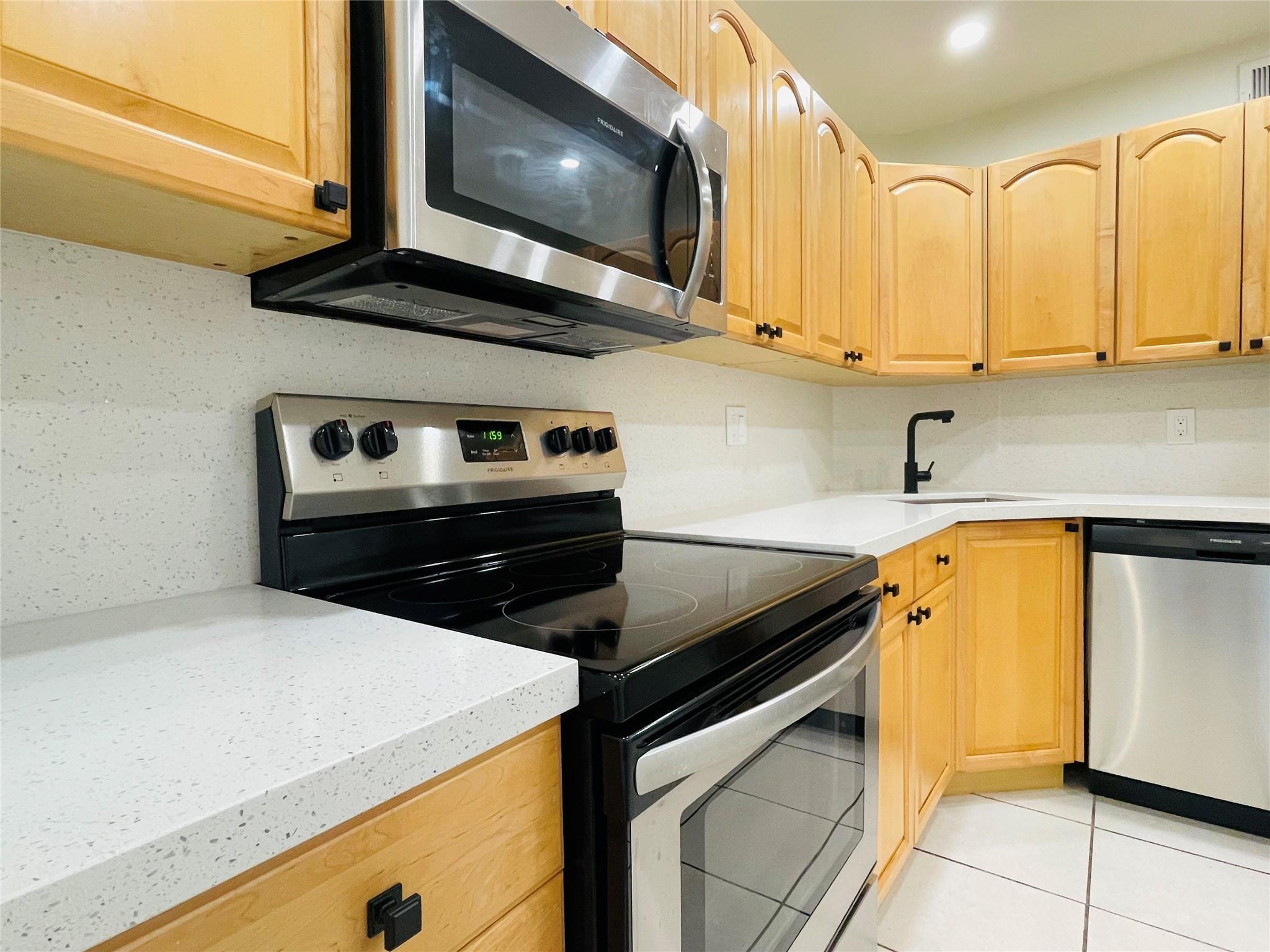 Manor Grove Village One I - Residential Lease